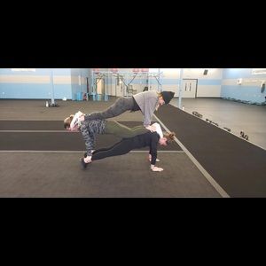 Meet your Posher, April